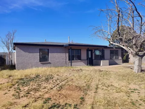 710 Ruby Dr, Midland, TX 79703