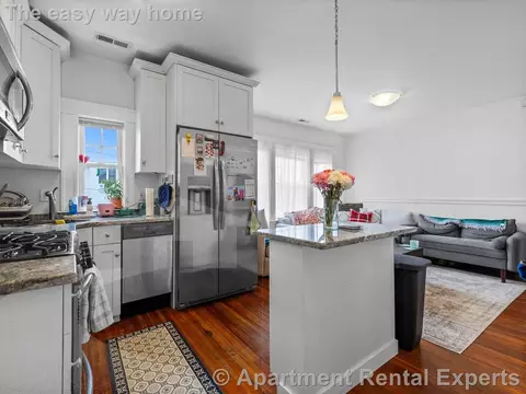 78 Bowdoin St #2, Medford, MA 02155