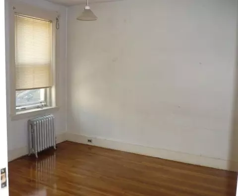237 Freeman St #2, Brookline, MA 02446