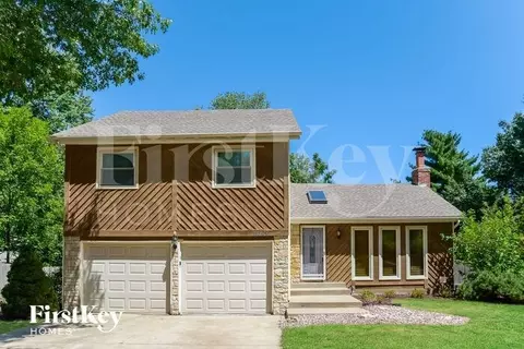 14809 S Locust St, Olathe, KS 66062