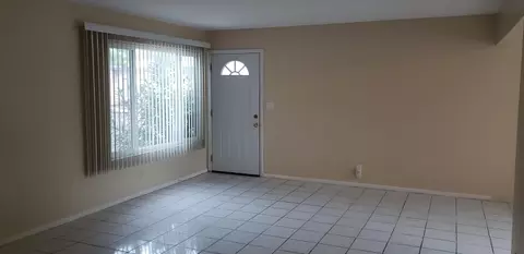 3220 N Michael Way #3, Las Vegas, NV 89108