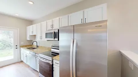 856 Levitan Dr, Columbia, TN 38401