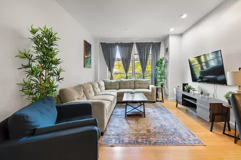 albany st, Boston, MA 02111