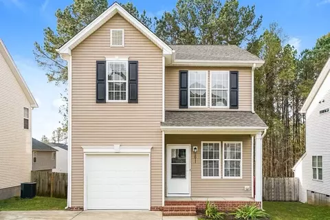2811 Erinridge Rd, Raleigh, NC 27610