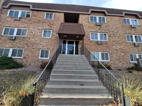 2616 Harriet Ave #207, Minneapolis, MN 55408