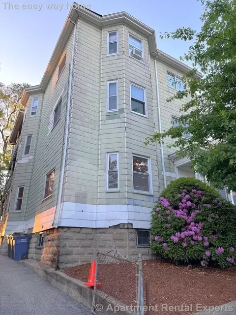 61 Clarendon Ave #2, Somerville, MA 02144