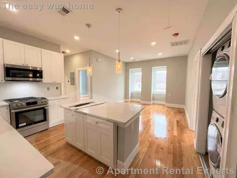 71 Pearl St #3, Somerville, MA 02145