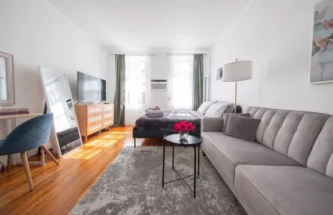 e 75th st, New York, NY 10021