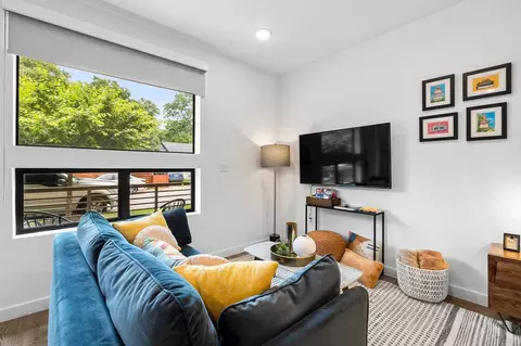 navasota st, Austin, TX 78702