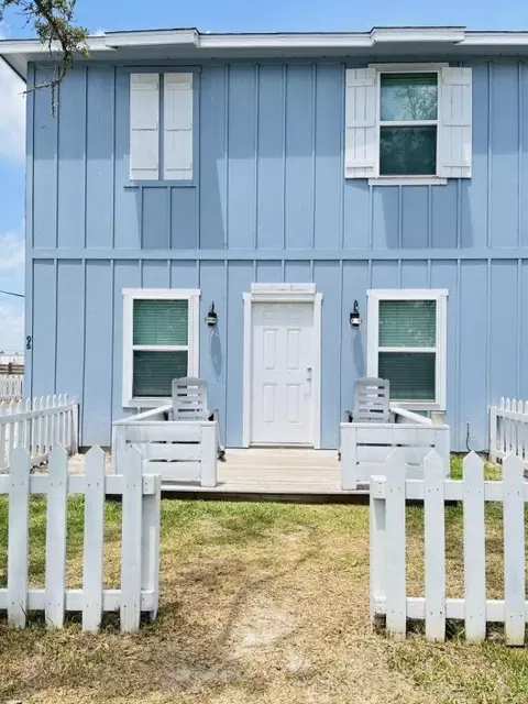 4212 Highway 35 S # 9, Rockport, TX 78382