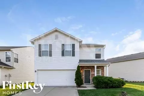 8120 Whitham Dr, Indianapolis, IN 46237