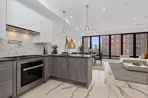 127 Avenue D #PH, New York, NY 10009