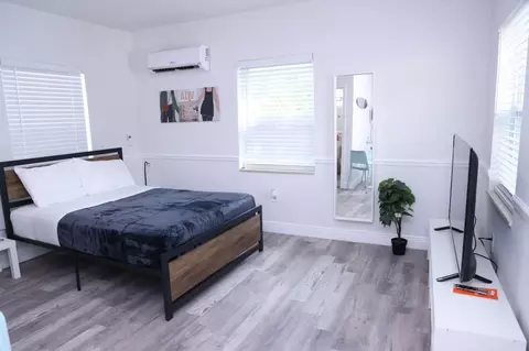 sw 37th ave, Coral Gables, FL 33135