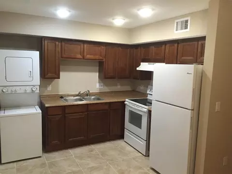 20 Elton St #20C, Melbourne, FL 32935