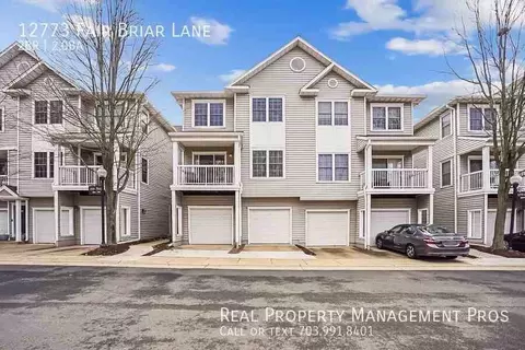12773 Fair Briar Ln, Greenbriar, VA 22033
