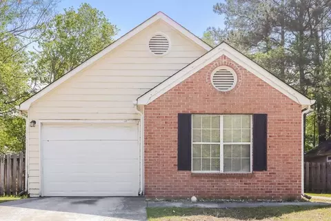 1486 Fall Creek Trce N, Douglasville, GA 30134