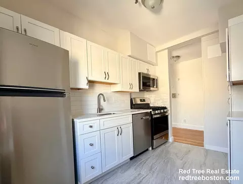 2001 Commonwealth Ave #34, Boston, MA 02135