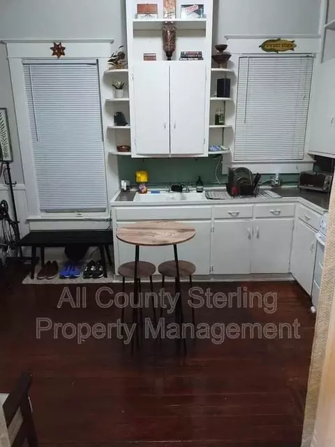 237 SW 2nd Pl #2, Gainesville, FL 32601