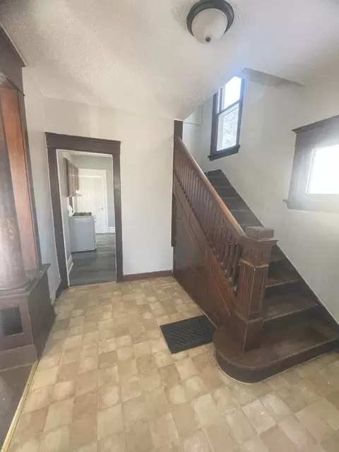 126 Wellington St, Waterloo, IA 50701