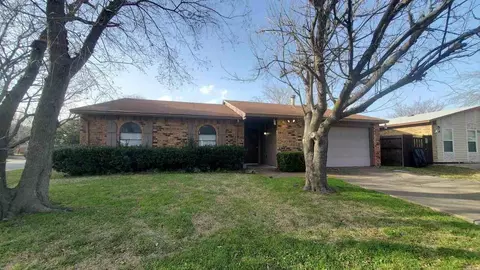 3101 Holly Ln, Rowlett, TX 75089