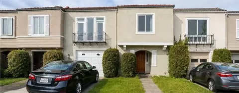 55 Meadowbrook Dr, San Francisco, CA 94132