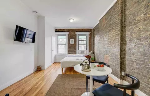 e 102nd st, New York, NY 10029