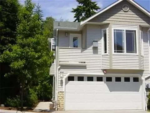 816 N 145th Ct, Shoreline, WA 98133