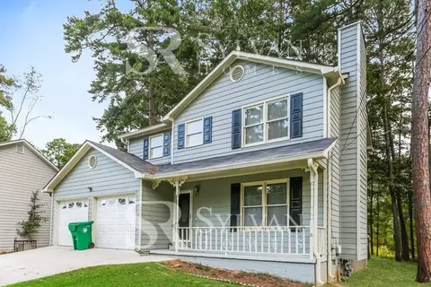 534 Pennylake Ln, Stone Mountain, GA 30087