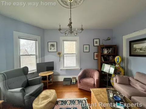 95 Belmont St #2, Somerville, MA 02143