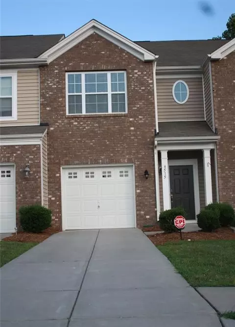 4515 Craigmoss Ln, Charlotte, NC 28278