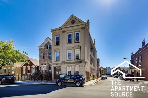 2031 W 23rd St #5, Chicago, IL 60608
