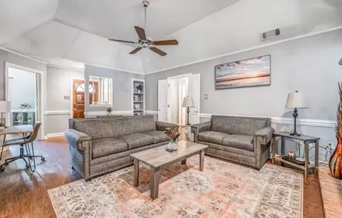 crimson creek dr, Cordova, TN 38016