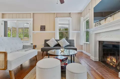 saint gaudens ct, Miami, FL 33133
