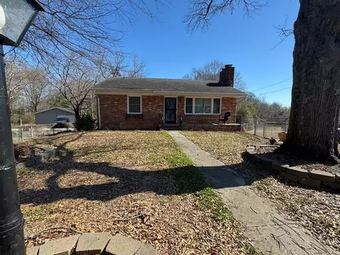 118 Sycamore Dr, Greenville, SC 29607