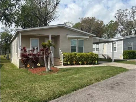 10 Harbor Cove Ct, Daytona Beach, FL 32119