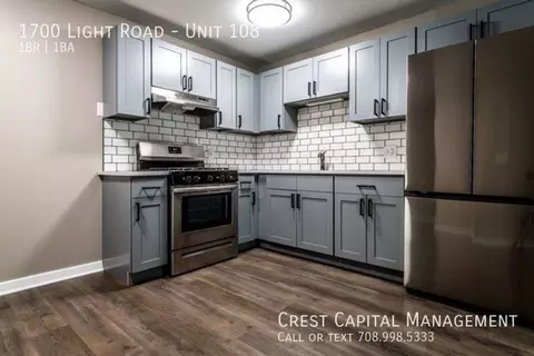1700 Light Rd #202, Oswego, IL 60543