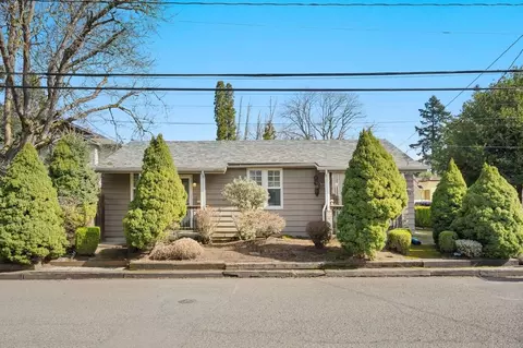 6832 SE 50th Ave, Portland, OR 97206