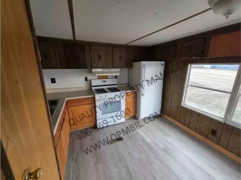 3955 Bluebird St, Billings, MT 59101
