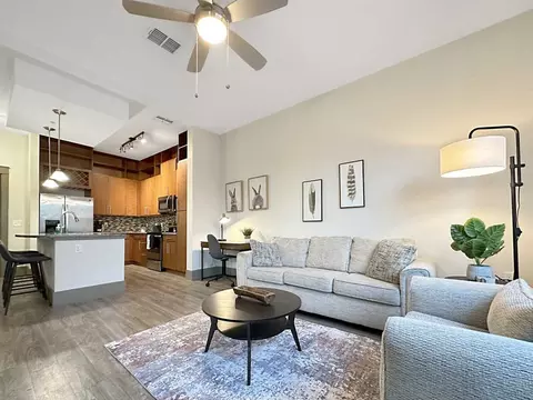 n lois ave, Tampa, FL 33609
