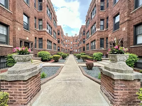 4419 N Wolcott Ave #3B, Chicago, IL 60640