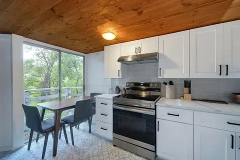 1902 David St #B, Austin, TX 78705