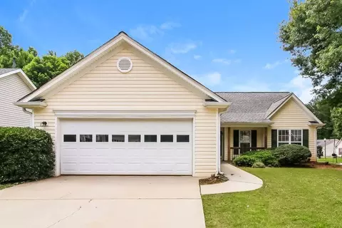 180 Lake Cove Approach, Newnan, GA 30265