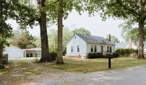 2106 Englewood St, Kannapolis, NC 28083
