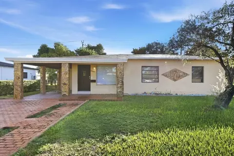 14221 Polk St, Richmond Heights, FL 33176