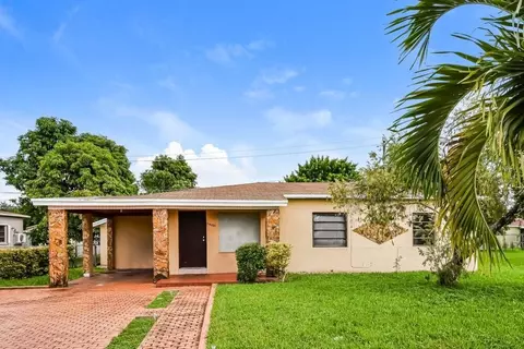14221 Polk St, Richmond Heights, FL 33176