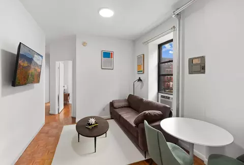 e 89th st, New York, NY 10128