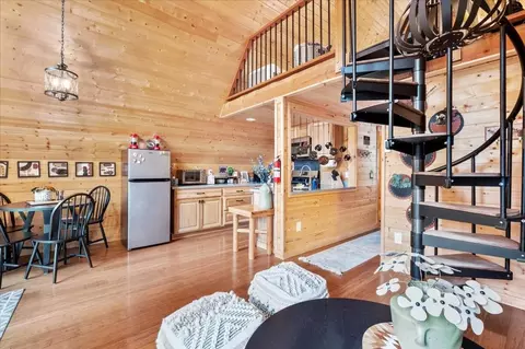 tahoma pl, Ashford, WA 98304