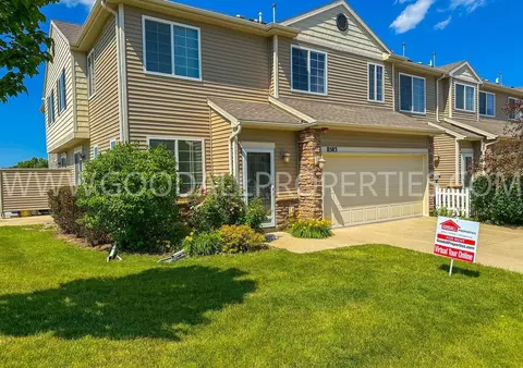 8583 Rock Dr, West Des Moines, IA 50266