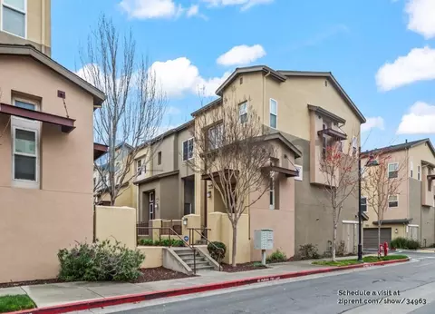 2858 10th St, San Pablo, CA 94806