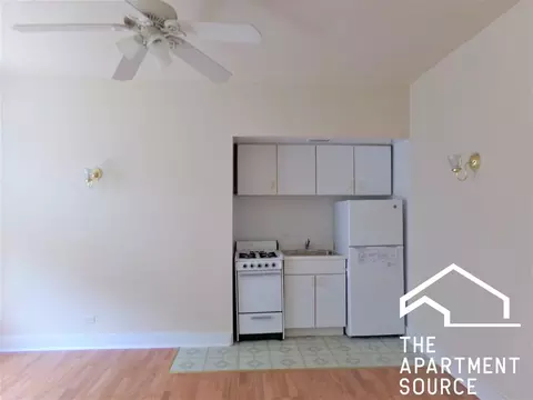 6916 N Lakewood Ave #409, Chicago, IL 60626